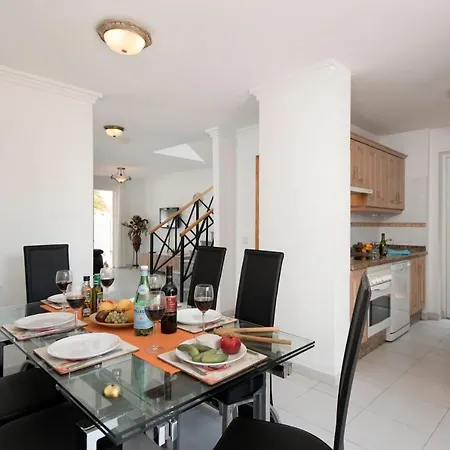Villa Helena By Puerto del Carmen (Lanzarote)