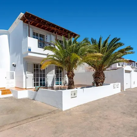 Villa Helena By Puerto del Carmen (Lanzarote)